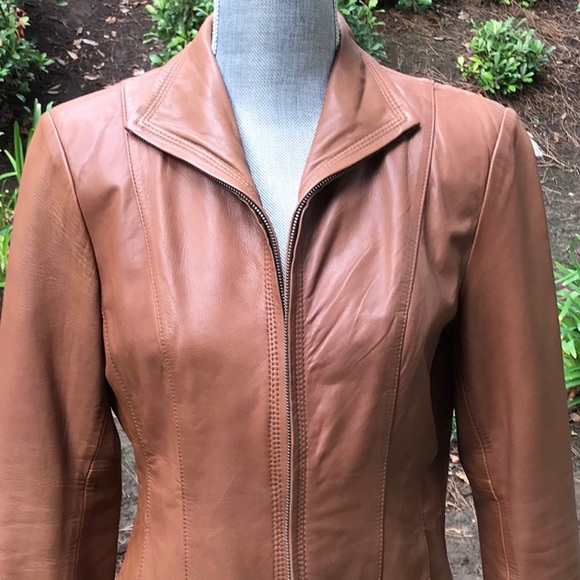 Jacket - Picture 2 of 8